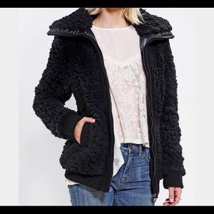ISO UO’s Teddy Bomber! 👀